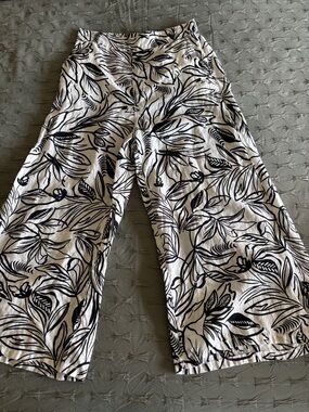 Christian Siriano White Wide-Leg Pants with Black Botanical Print